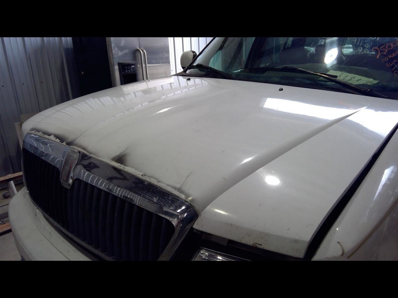 Passenger Right Tail Light Lid Mounted Fits 98-02 NAVIGATOR 1098371