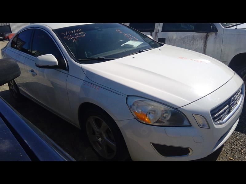 Audio Equipment Radio XC70 Receiver Fits 12-14 VOLVO 70 SERIES 664647