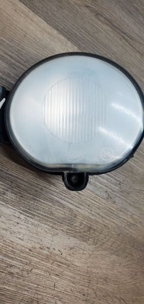 Passenger Corner/Park Light Fog-driving Fits 03-10 DODGE 3500 PICKUP 1067711