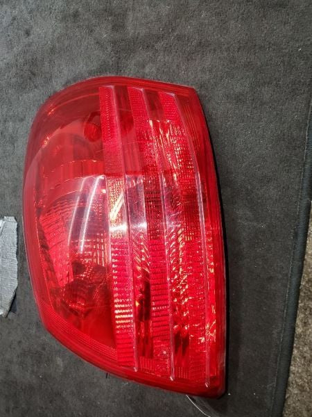 Passenger Tail Light VIN J 1st Digit Japan Built Fits 08-15 ROGUE 959698