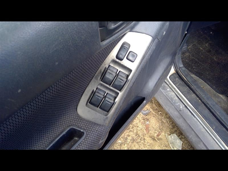 Steering Gear/Rack Power Steering FWD Fits 03-08 VIBE 1056510