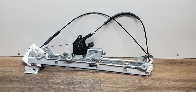 Driver Front Window Regulator Electric Fits 99-07 SIERRA 1500 PICKUP 1068350