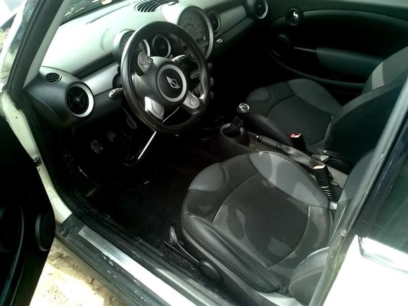 Manual Transmission 1.6L Base 6 Speed Fits 07-15 MINI COOPER 528641