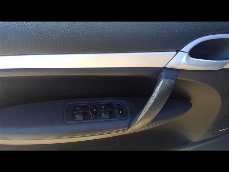 Driver Corner/Park Light Fog-driving Fits 03-06 PORSCHE CAYENNE 422103