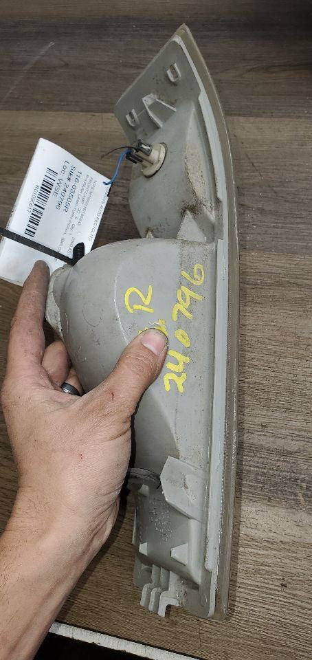 Passenger Corner/Park Light Park Lamp-turn Signal Fits 95-05 ASTRO 1095617