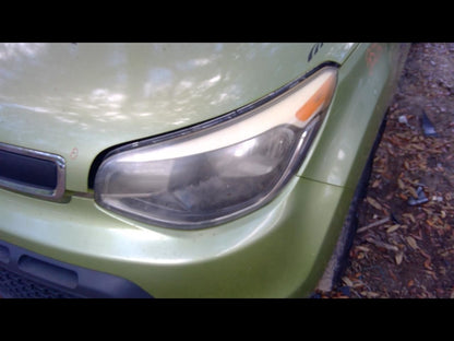 Passenger Right Tail Light Model Incandescent Fits 14-19 SOUL 1125813