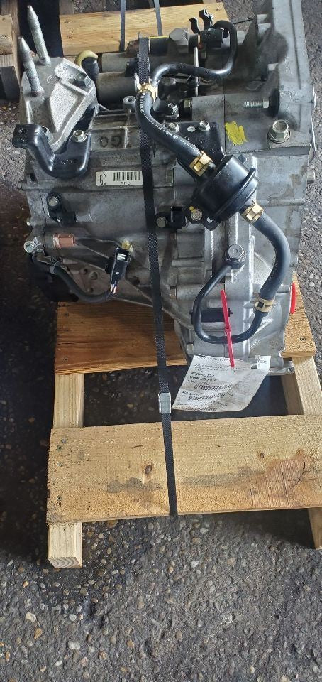 Automatic Transmission 1.8L Fits 06-11 CIVIC 1130152