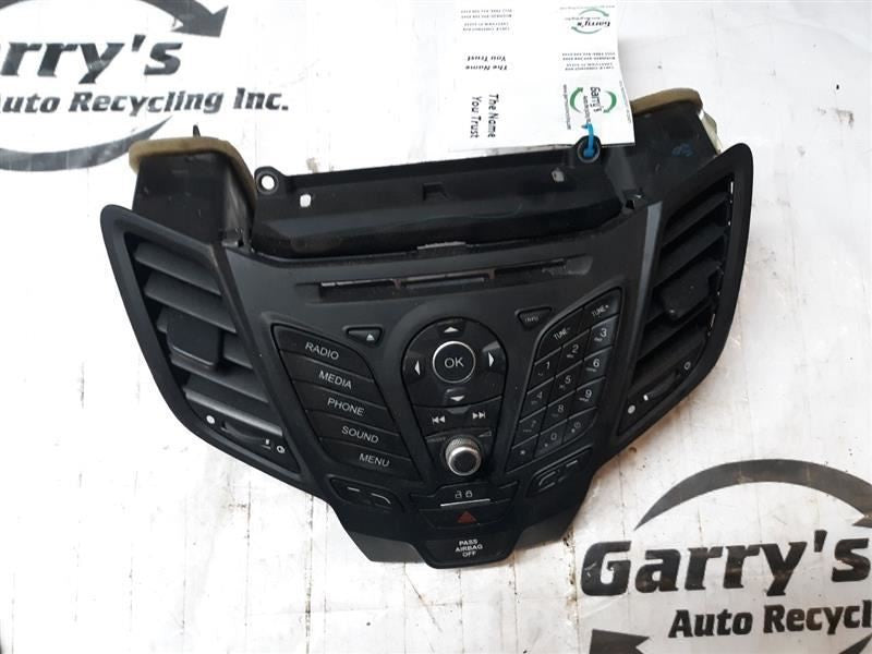 Audio Equipment Radio Control Panel 3.5" Screen Fits 15-17 FIESTA 401720