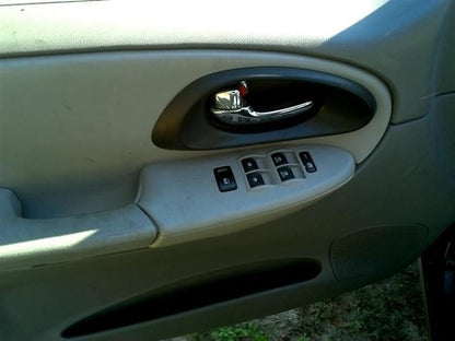 Passenger Corner/Park Light Fog-driving Fits 02-09 TRAILBLAZER 296740