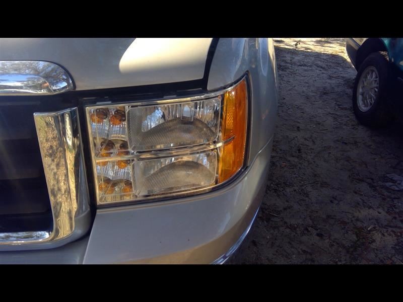 Passenger Right Front Spindle/Knuckle Fits 07-14 ESCALADE 1067621