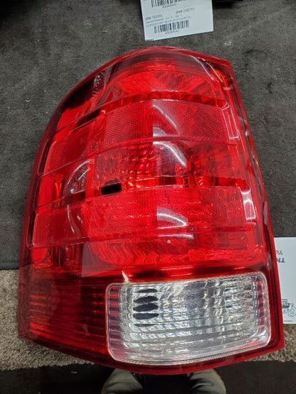 Driver Left Tail Light Fits 03-06 EXPEDITION 990375