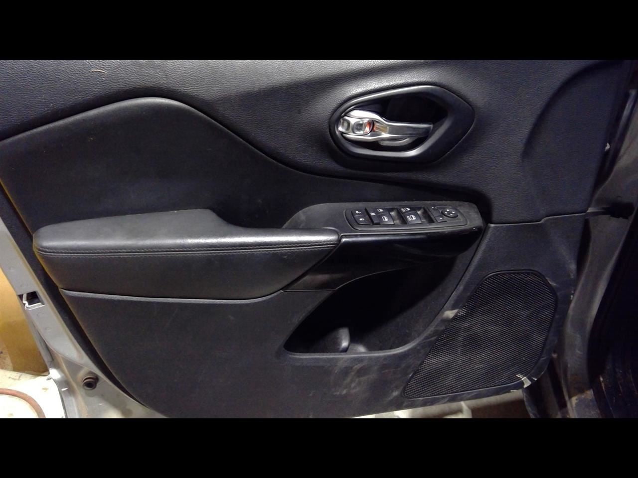Starter Motor Fits 15-22 CHEROKEE 1091272