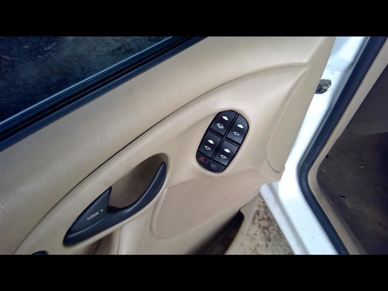 Driver Front Door Switch Driver's Window Master Sedan Fits 00-07 FOCUS 1069695