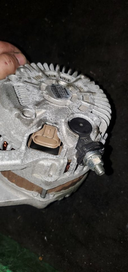 Alternator 4 Cylinder Fits 18 ALTIMA 1092472
