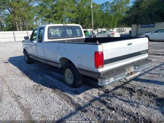 Passenger Corner/Park Light Side Marker Fits 92-97 FORD F250 PICKUP 1136227