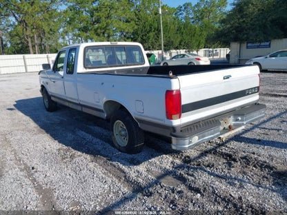 Passenger Corner/Park Light Side Marker Fits 92-97 FORD F250 PICKUP 1136227