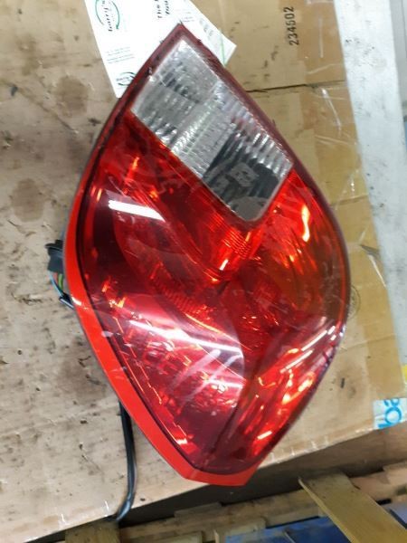 Passenger Right Tail Light Fits 13-15 CAPTIVA SPORT 385402