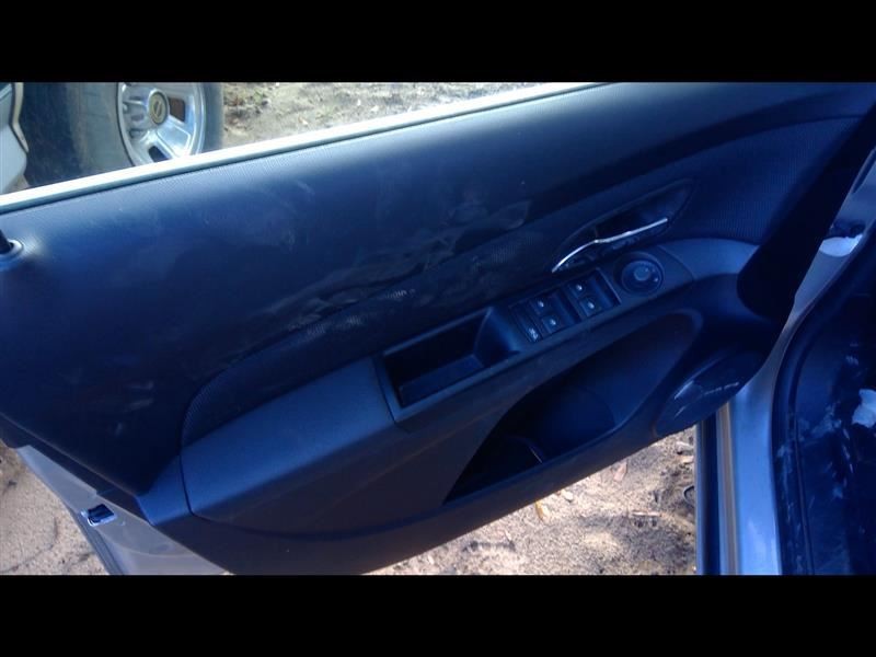 Passenger Tail Light VIN P 4th Digit Limited Fits 11-16 CRUZE 401289
