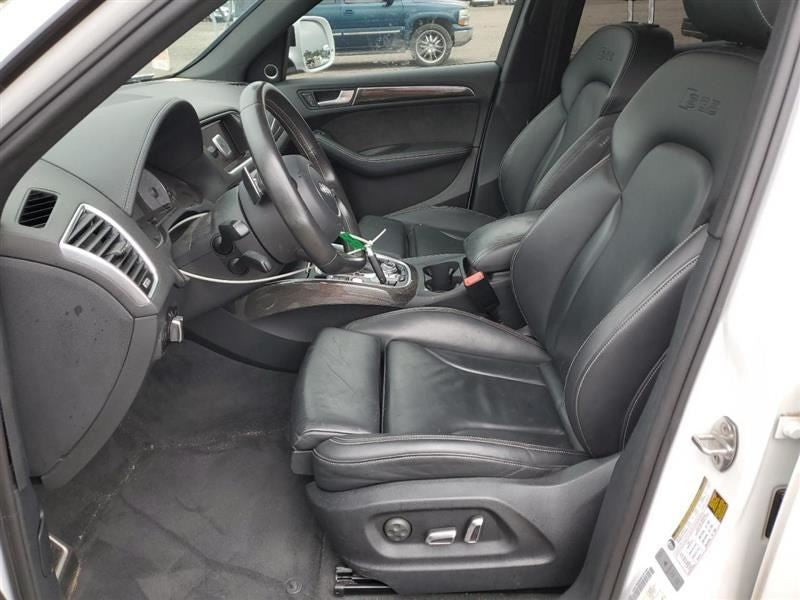 Chassis ECM Body Control BCM VIN Fp Trunk Mounted Fits 13-17 AUDI Q5 862590