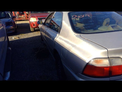 Passenger Right Lower Control Arm Front Fits 94-97 ACCORD 1030538