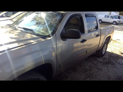 Passenger Right Front Spindle/Knuckle Fits 07-14 ESCALADE 1067621