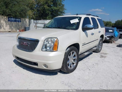 Corner/Park Light Fog-driving Bumper Mounted Fits 07-14 SUBURBAN 1500 1041921