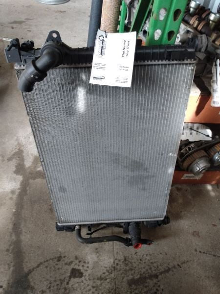 Radiator Fits 08-15 LR2 1044942
