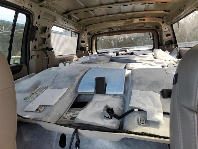 Coolant Reservoir Classic Style Fits 14-19 SIERRA 1500 PICKUP 1001093