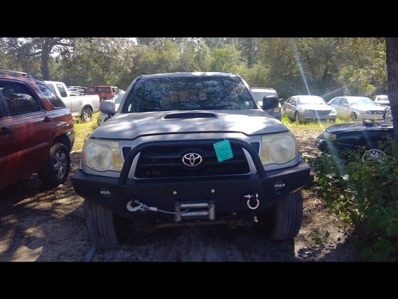 Driver Sun Visor Extended Cab Base 6 Cylinder Fits 05-11 TACOMA 1067382