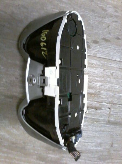 Speedometer Cluster MPH With Message Center Fits 12-13 FIESTA 228506