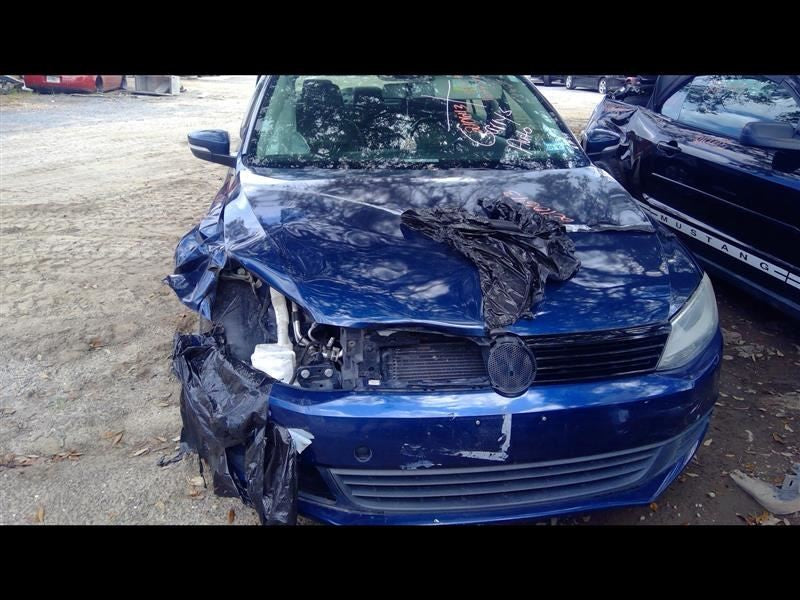 JETTA     2014 Keys/Latches/Locks 616238