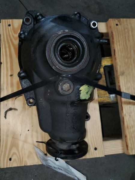 (CARRIER ONLY) Carrier Xi AWD Front Automatic Transmission Fits 01-05 BMW 325i 7