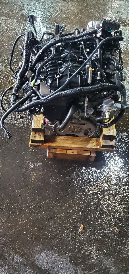 Motor Engine 3.0L VIN Y 8th Digit Opt LF1 Fits 11 SRX 1120502