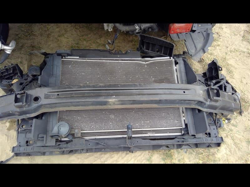 Chassis ECM Suspension TPMS Control Center Dash Fits 15-19 SANTA FE 1083032