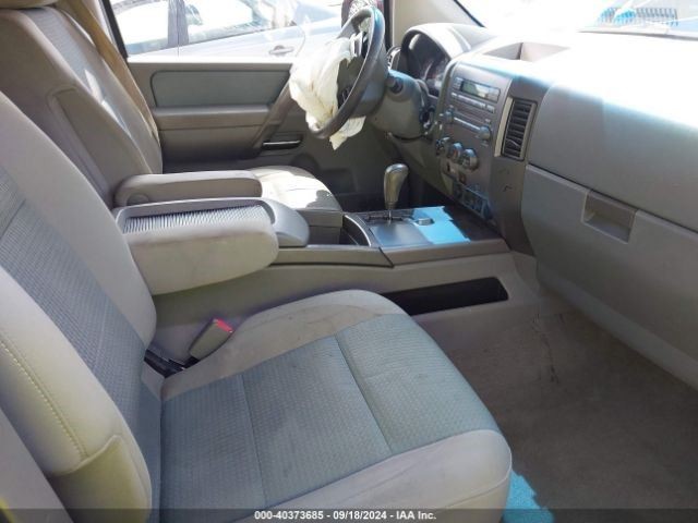 TITAN     2007 High Mounted Stop Light 1090680