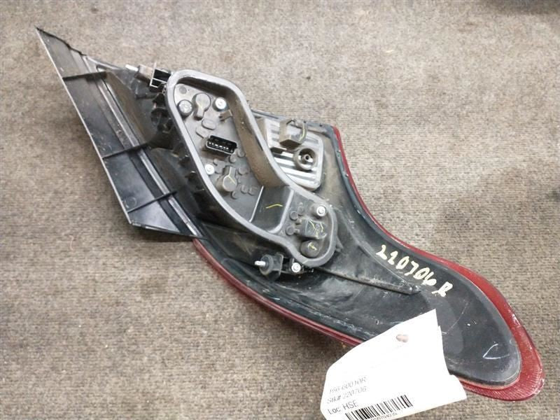 Passenger Tail Light Quarter Panel Mounted Sedan Fits 12-19 VERSA 704039