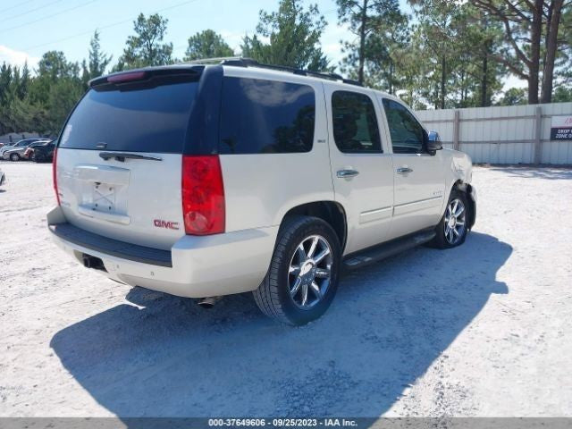Corner/Park Light Fog-driving Bumper Mounted Fits 07-14 SUBURBAN 1500 1041921