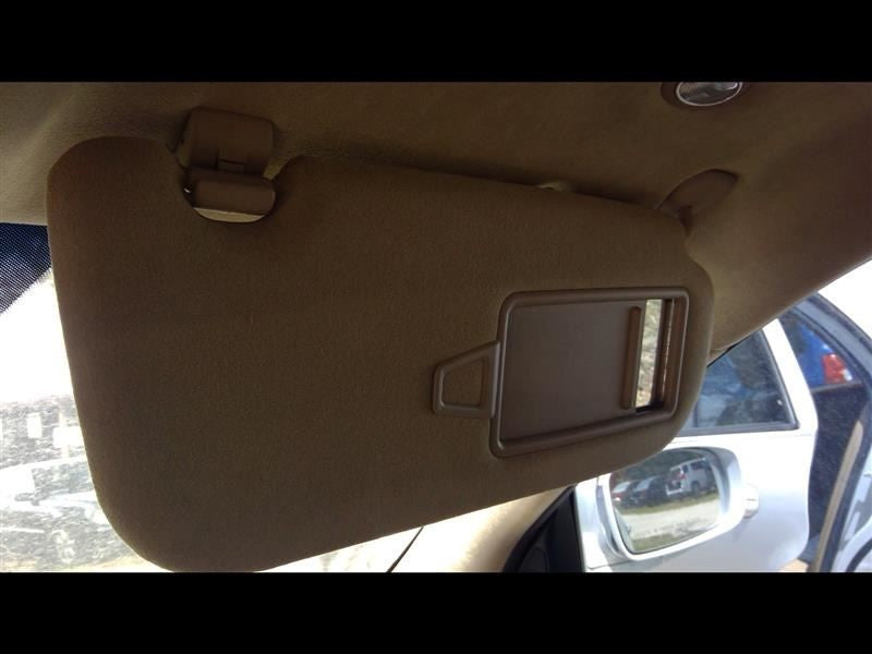 Audio Equipment Radio Control Rear Audio Only Fits 11-13 EQUUS 744680