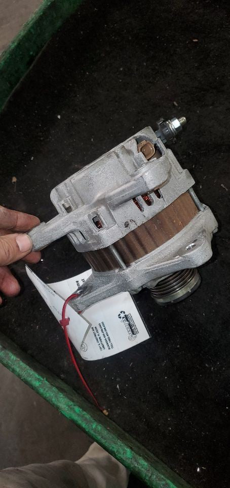 Alternator 4 Cylinder Fits 18 ALTIMA 1092472