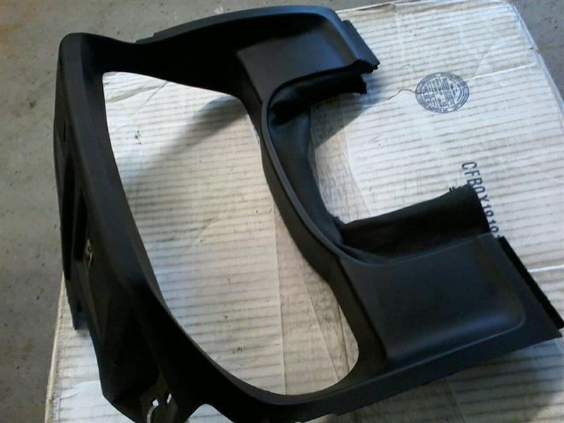 INSTRUMENT CLUSTER SPEEDOMETER TRIM PANEL BEZEL 2015 2016 2017 SUBURBAN 325657