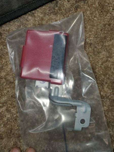 DOOR CONTROL MODULE Chassis ECM 911848