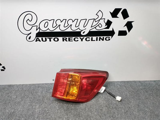 Passenger Tail Light Sedan Quarter Panel Mounted Fits 09-10 LEXUS IS250 620640