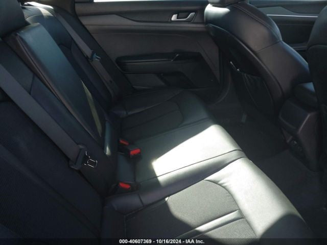 K5        2021 Sun Visor 1088938