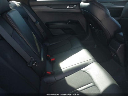 K5        2021 Sun Visor 1088938
