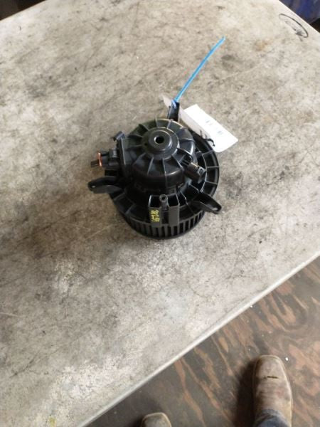Blower Motor VIN J 11th Digit Limited Front Fits 13-17 ACADIA 566951