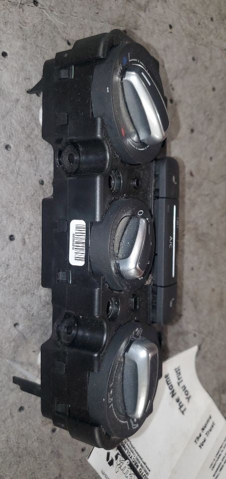 Temperature Control Manual Temperature Control Fits 15-18 JETTA 1108856