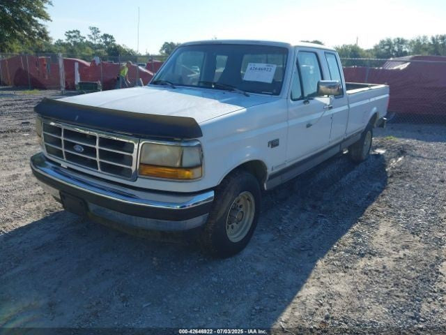 Passenger Corner/Park Light Side Marker Fits 92-97 FORD F250 PICKUP 1136227