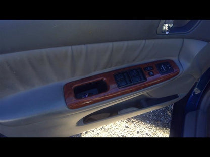 Driver Left Tail Light Fits 02-04 CAMRY 641358