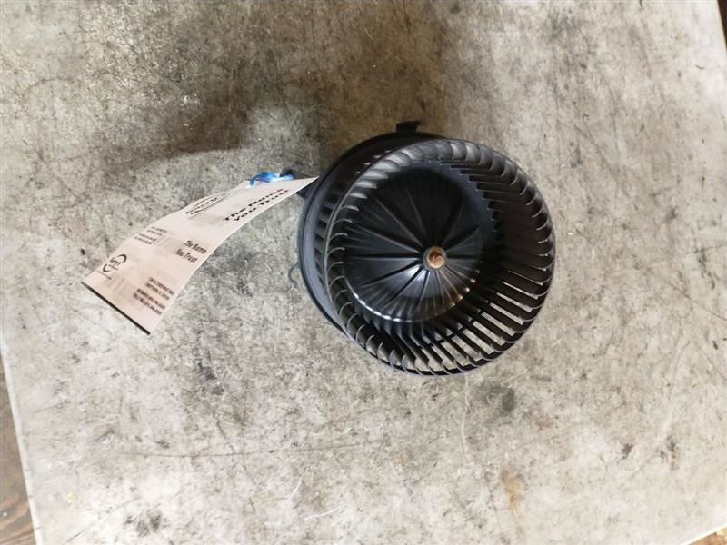 Blower Motor VIN J 11th Digit Limited Front Fits 13-17 ACADIA 566951