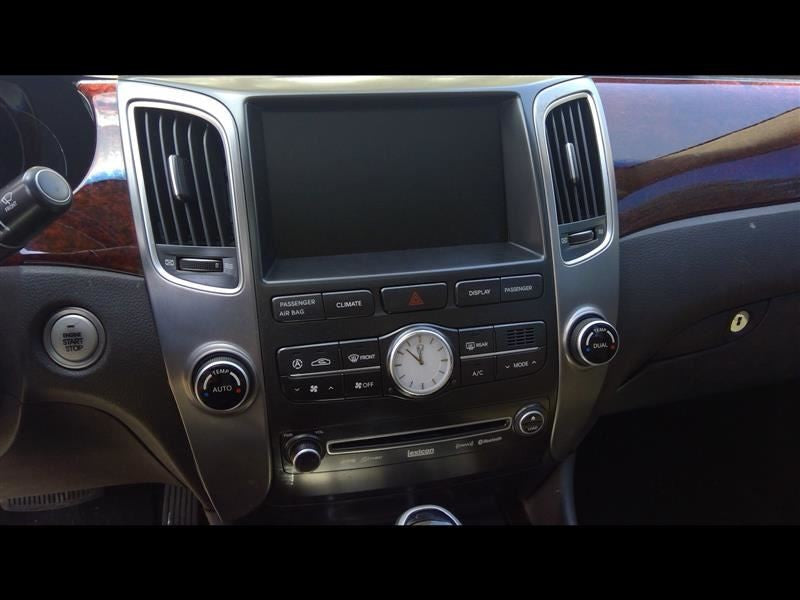 Audio Equipment Radio Control Rear Audio Only Fits 11-13 EQUUS 744680